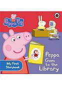 Peppa Pig: Peppa Goes to the Library: My First Storybook. Board book